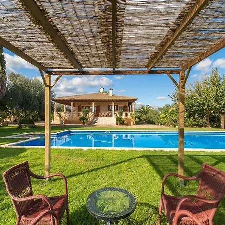Villa Near Platja De Muro *